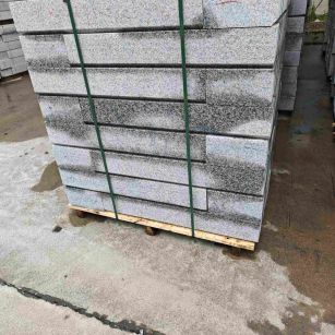 天津芙蓉白路牙石，马路牙子