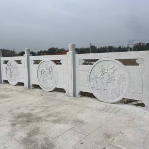 天津芝麻白河道栏杆 石材栏杆