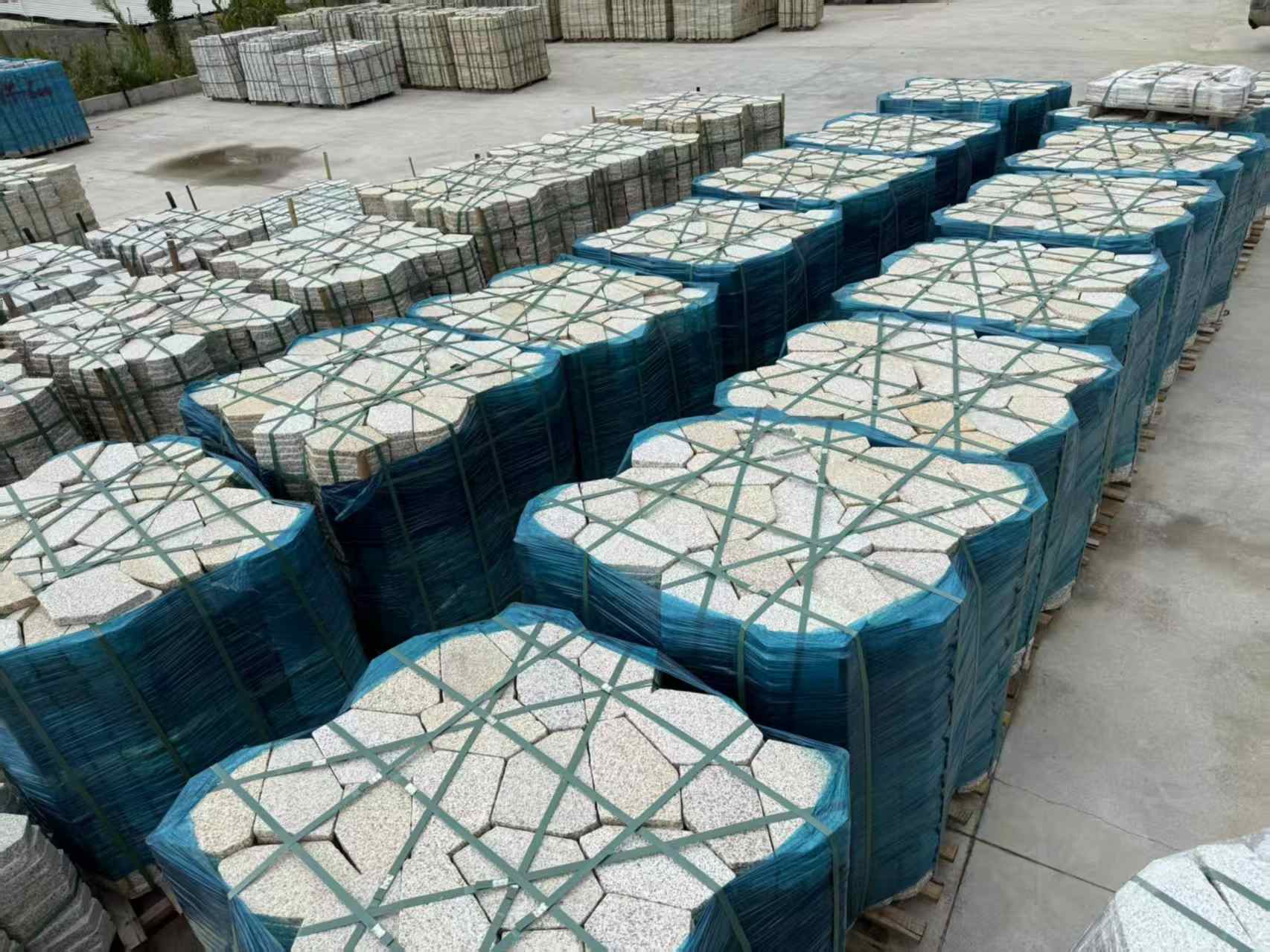 天津黄金麻冰裂纹 碎拼