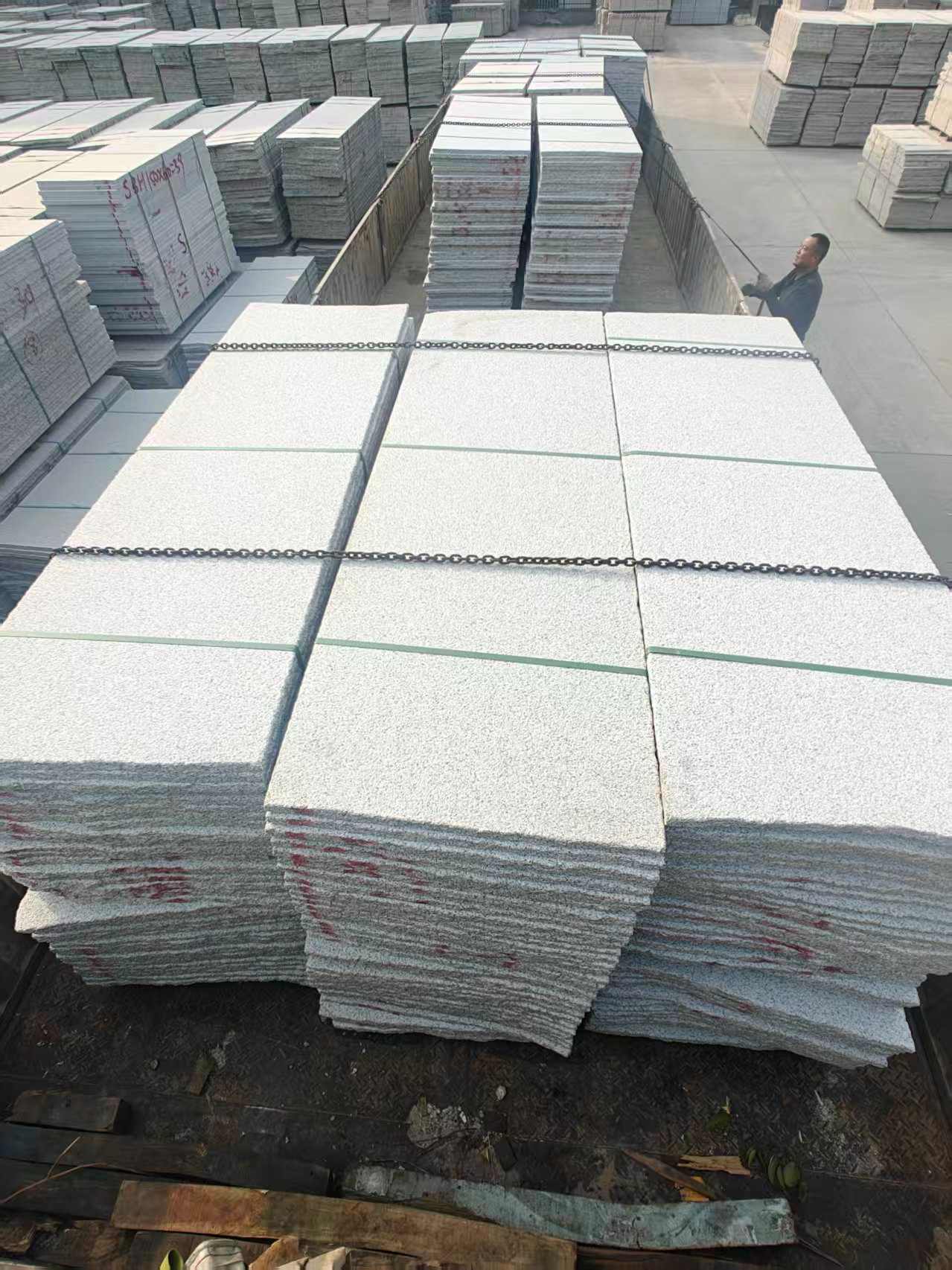 天津芝麻白毛板，石材毛板